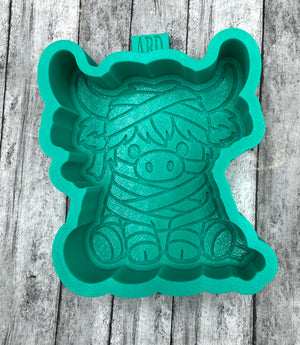 Mummy Highland Cow Freshie Silicone Mold