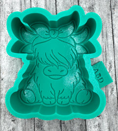 Highland Cow with Bandana Forward Sitting Freshie Silicone Mold