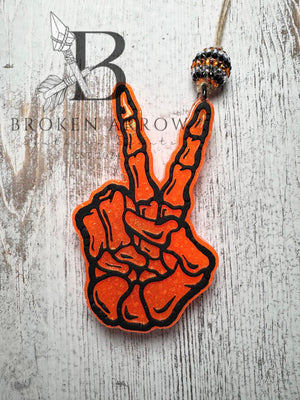 Skeleton Hand Peace Sign Freshie Mold