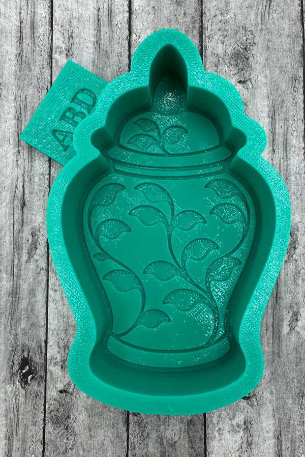 Ginger Jar with Ivy Freshie Silicone Mold
