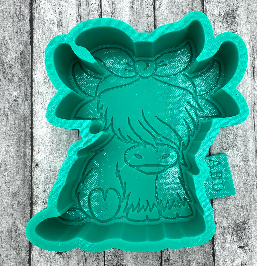 Highland Cow with Bandana Sitting Freshie Silicone Mold