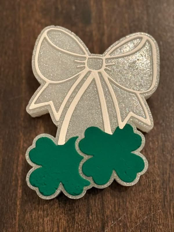 Lucky Charm Clovers Shamrocks with Bow Freshie Silicone Mold
