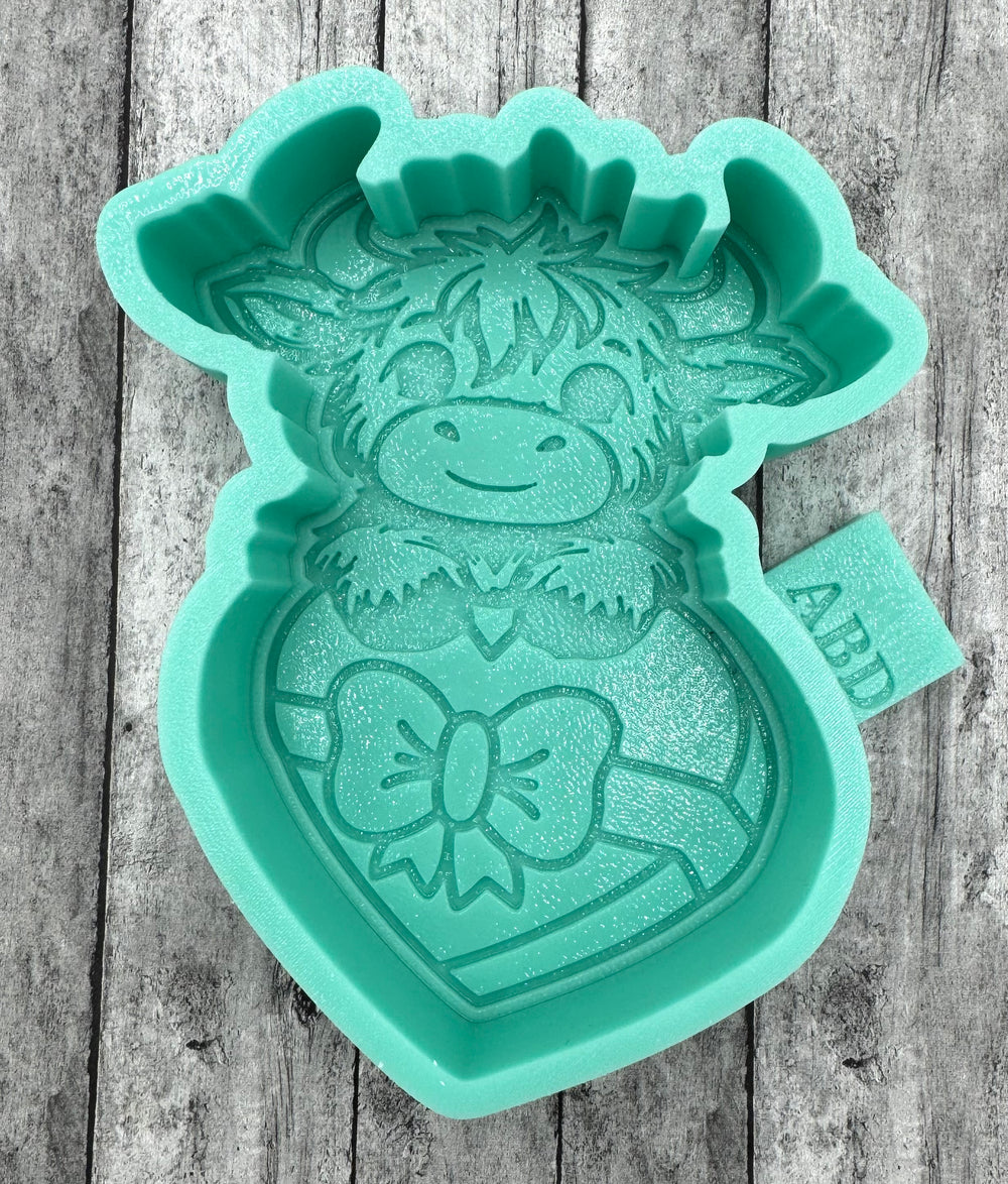 Highland Cow and Chocolate Box Freshie Silicone Mold