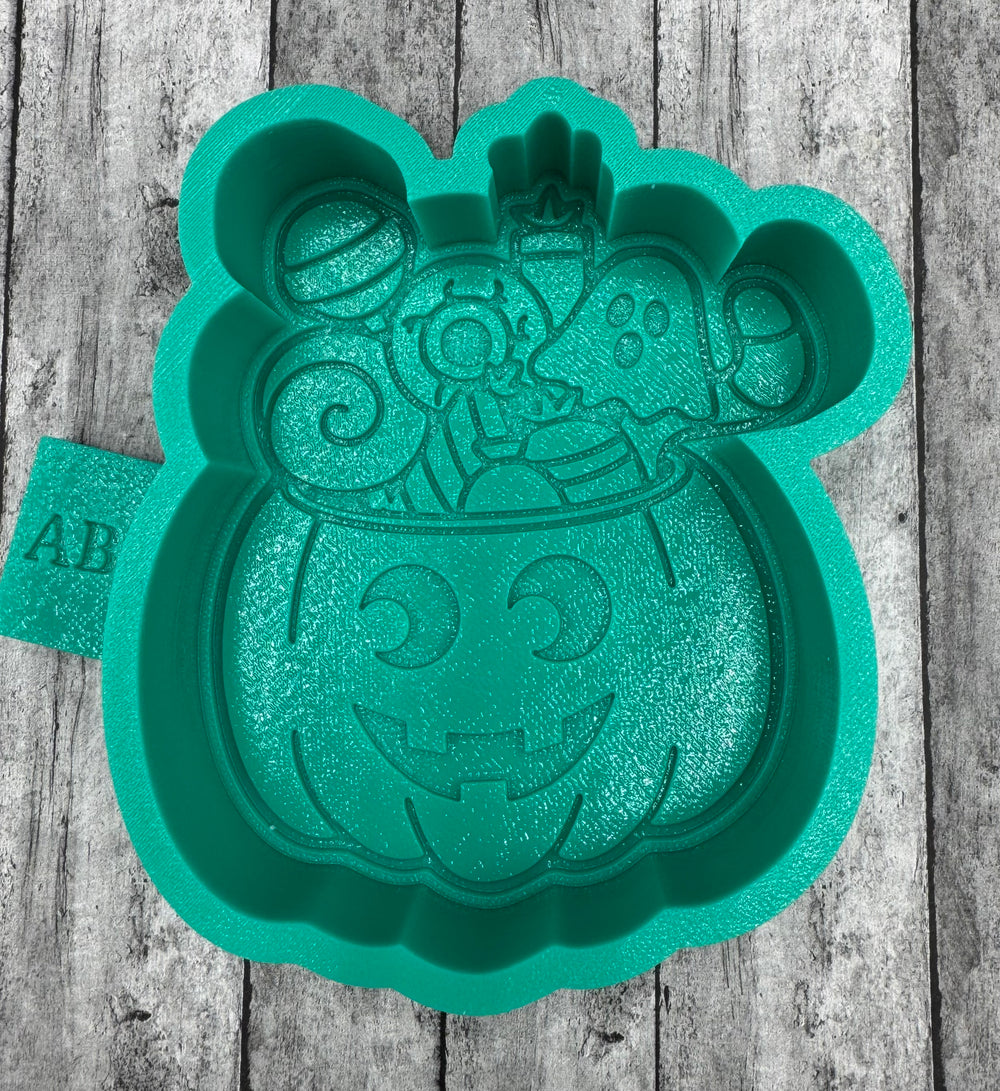 Pumpkin with Candy Crown Silicone Mold