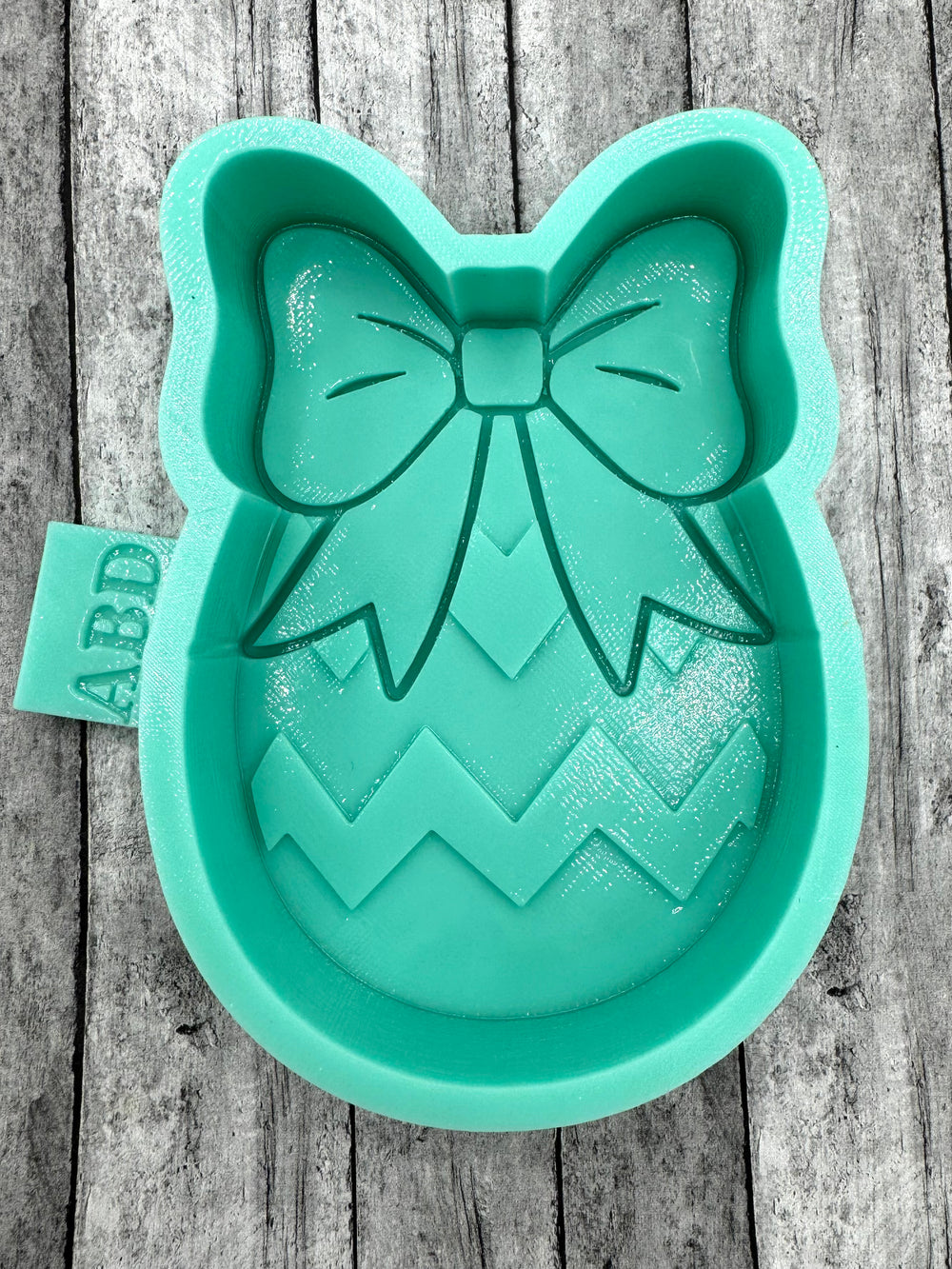 Easter Egg with Bow Freshie Silicone Mold