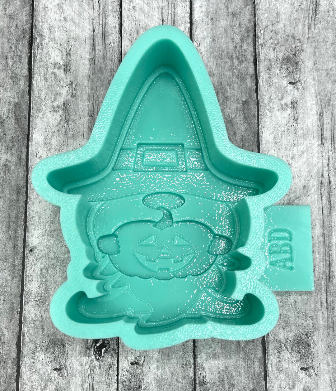 Gnome with Pumpkin Freshie Silicone Mold