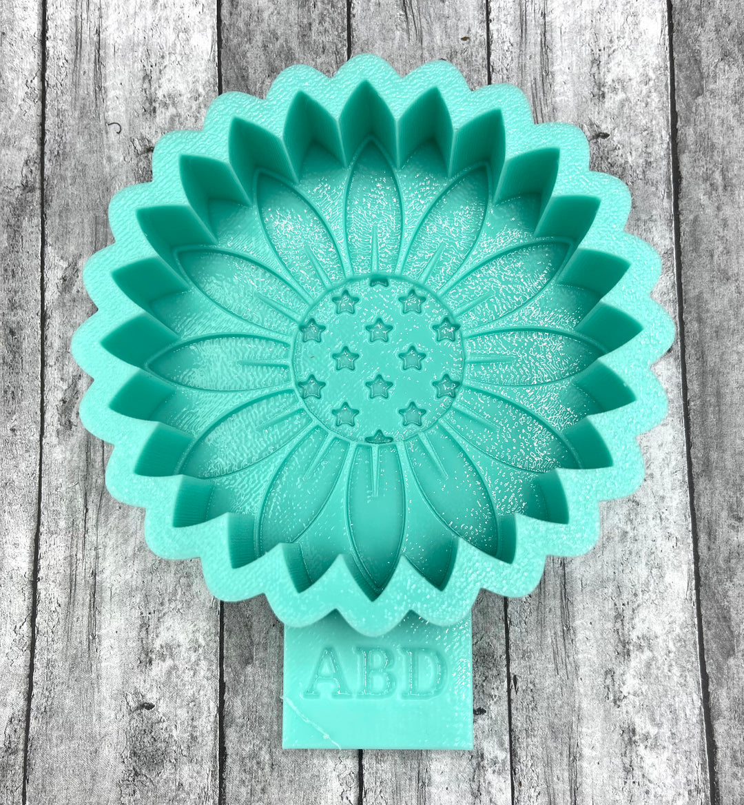 Flower with Star Center Freshie Silicone Mold