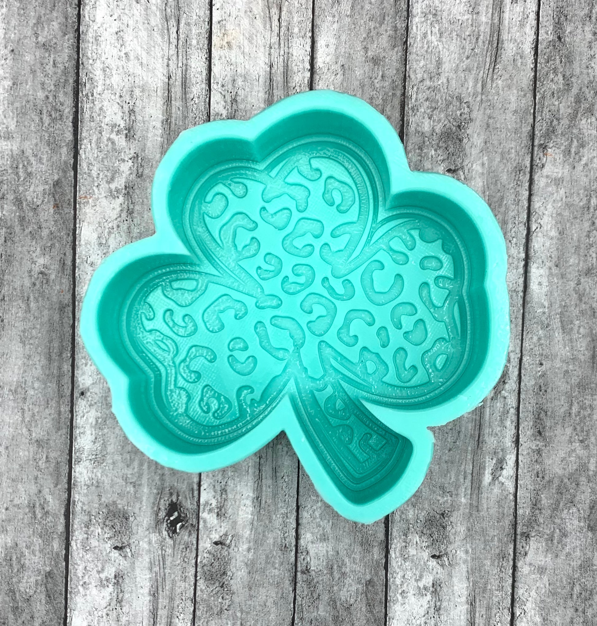 Leopard shamrock silicone molds 