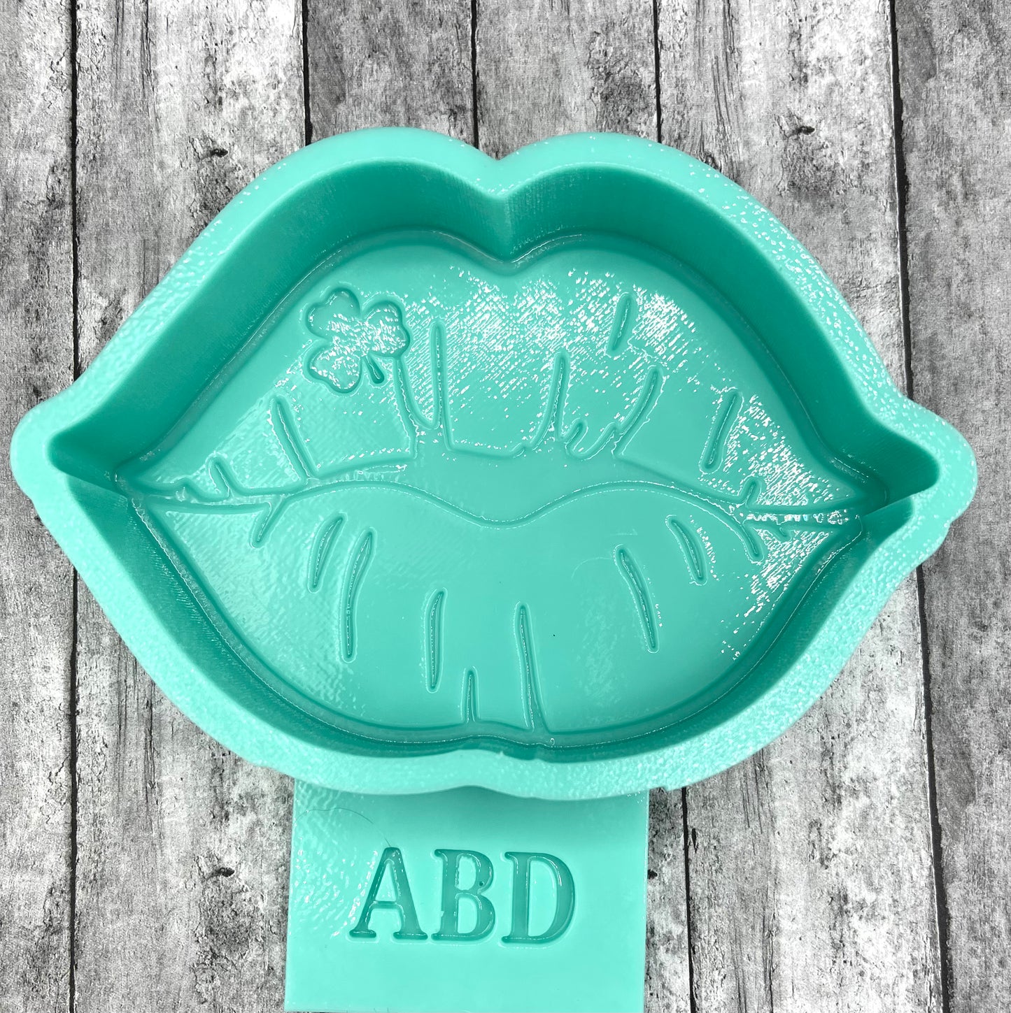 Shamrock Lips Freshie Silicone Mold